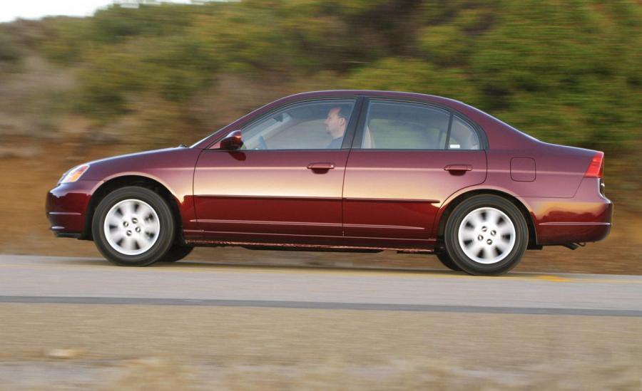  Honda Civic 2003 года  (фото 5 из 13)